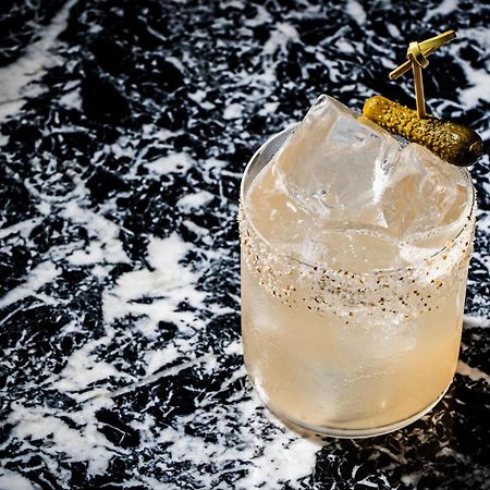 Riggs Washington Dc Ξενοδοχείο Εξωτερικό φωτογραφία A pear cocktail