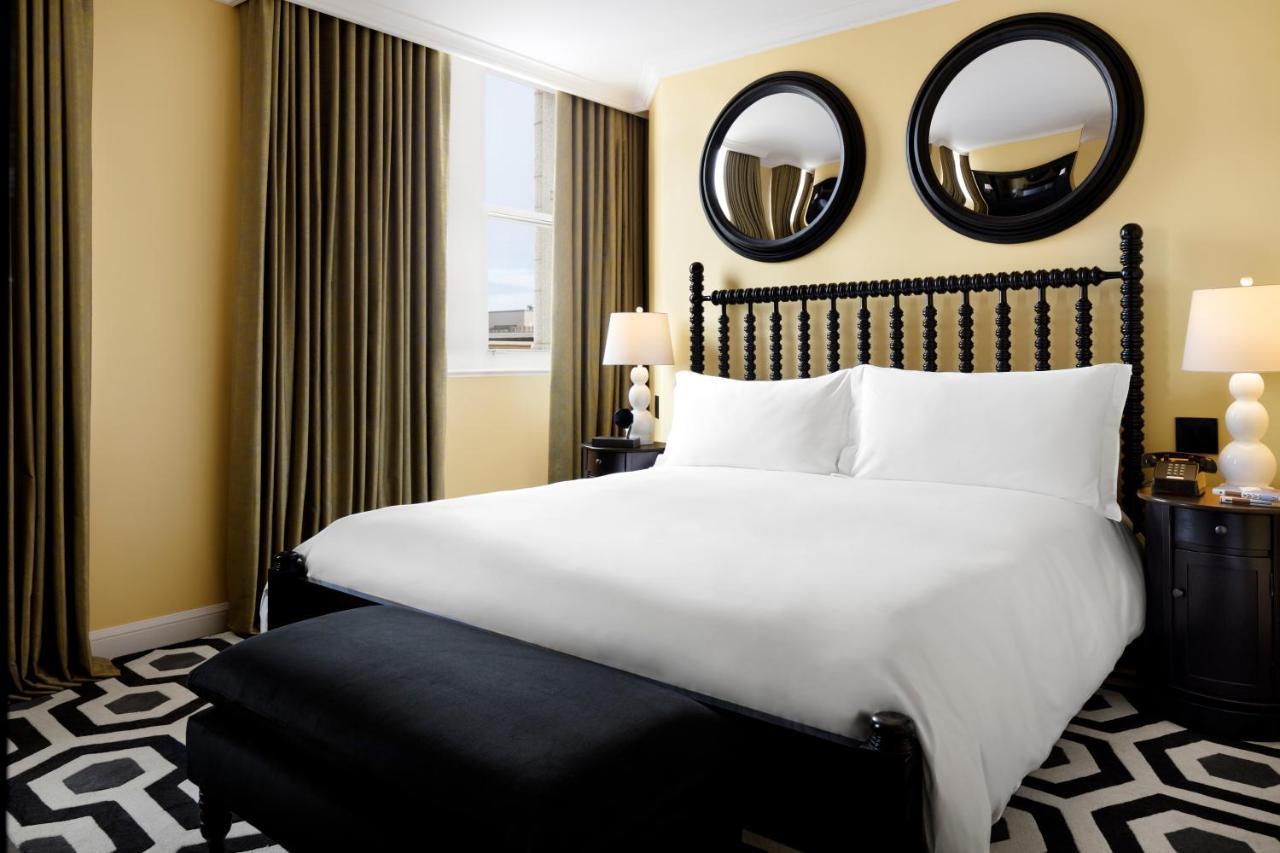 Riggs Washington Dc Ξενοδοχείο Εξωτερικό φωτογραφία A bedroom at the Hotel Commonwealth