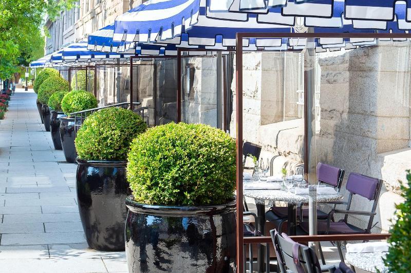 Riggs Washington Dc Ξενοδοχείο Εξωτερικό φωτογραφία The restaurant's terrace